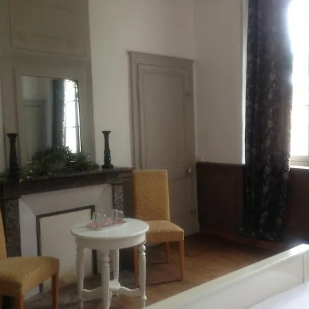 Le Chateau De Greges 3*