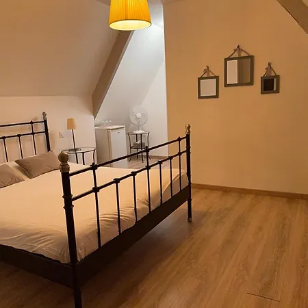Couette-café Les Du Chateau De Grèges