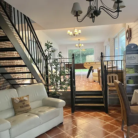 Le Chateau De Bed & Breakfast 3*