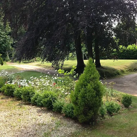 Le Chateau De Greges
