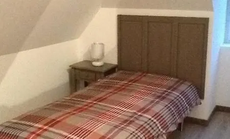 Les Du Chateau De Grèges