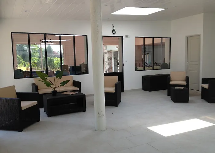 Bed & Breakfast Le Chateau De Greges Greges